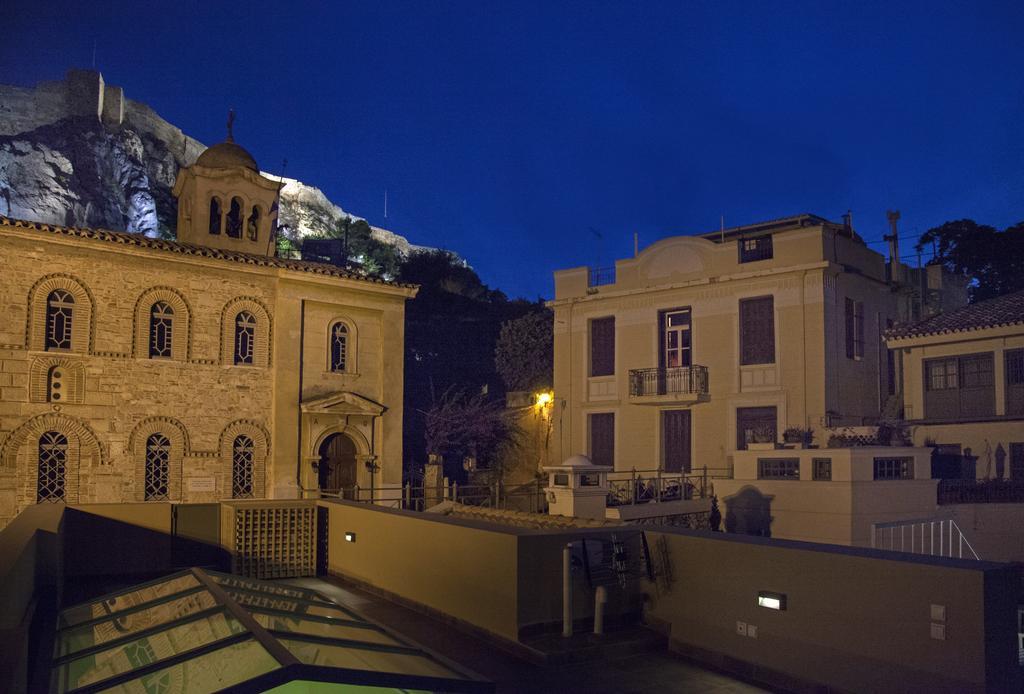Tripodon Plaka In The Shade Of Acropolis By Ghh Villa Athens Exterior photo